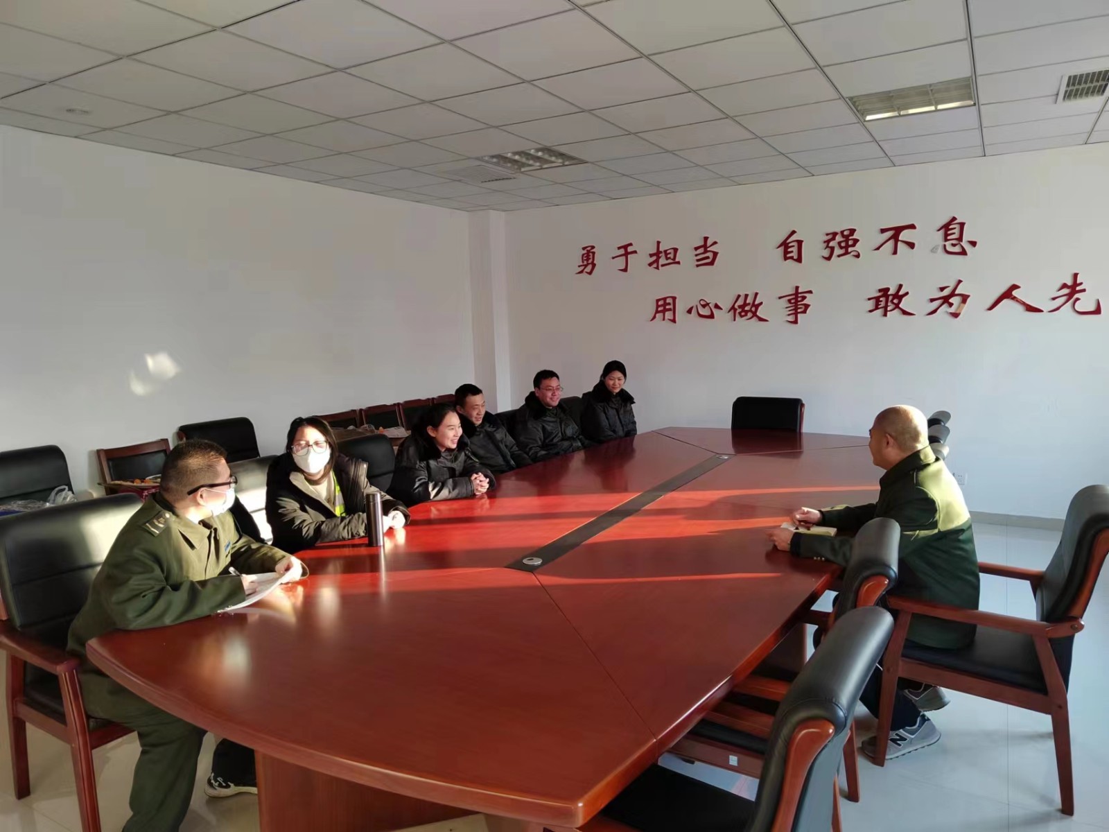 提案會(huì)議.jpg